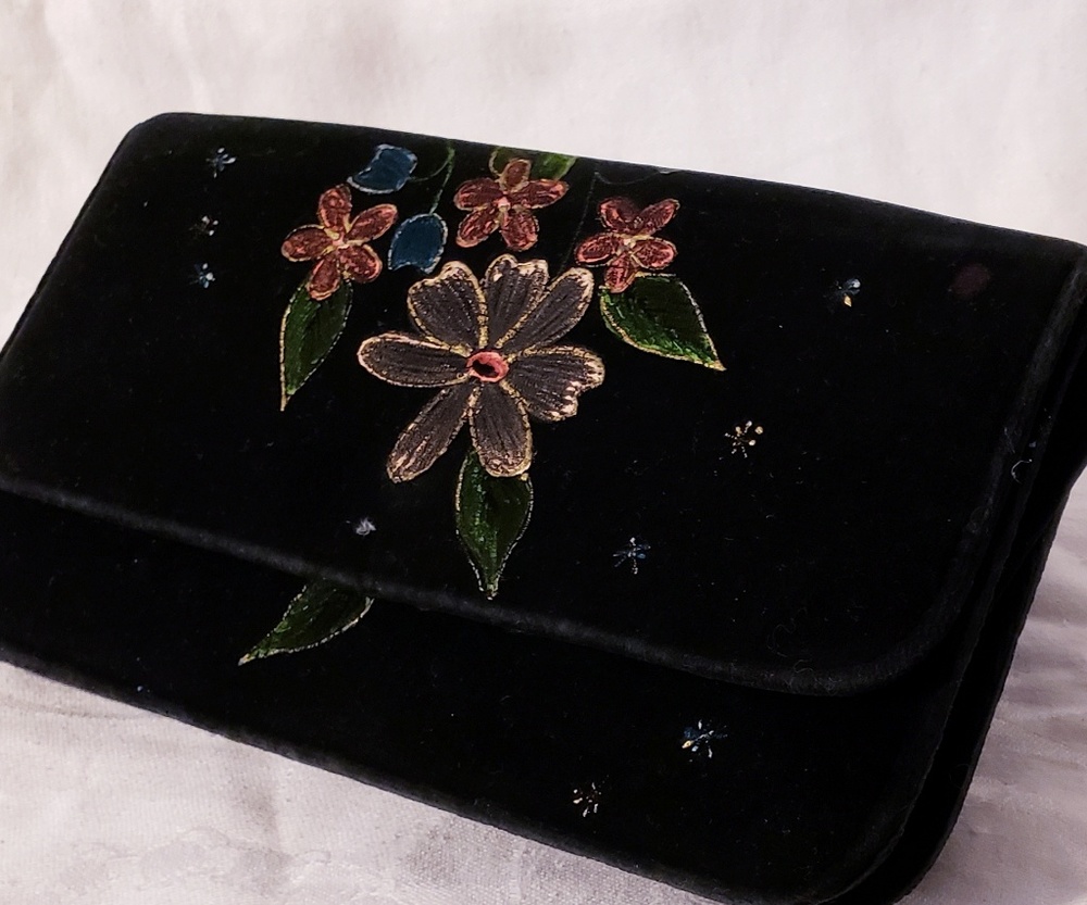 Vintage Black Velvet Floral Designed Clutch